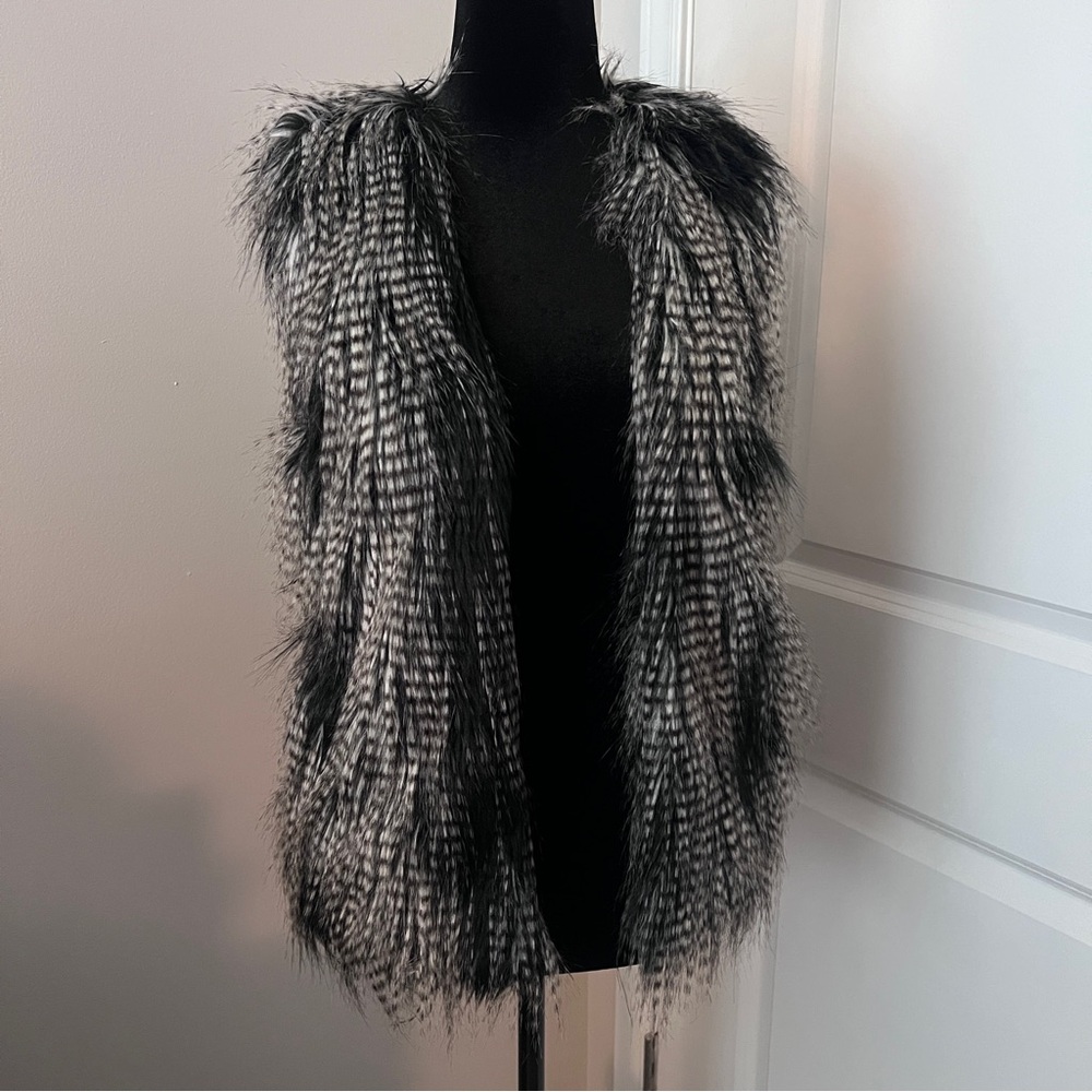 Divided by H&M Black and White Faux Fur Vest